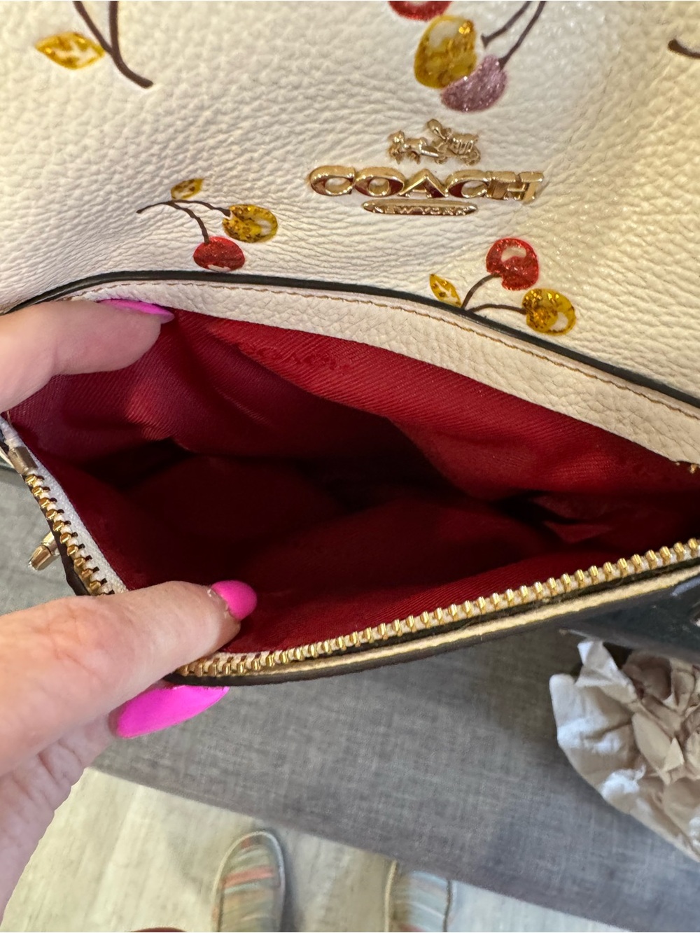 🍒COACH City Tote in Glitter Cherry Print Pebbled Leather (Style 27502) - Picture 13 of 16